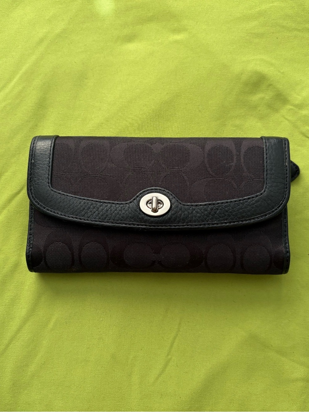 Coach Black Signature Canvas Turnlock Continental Wallet
